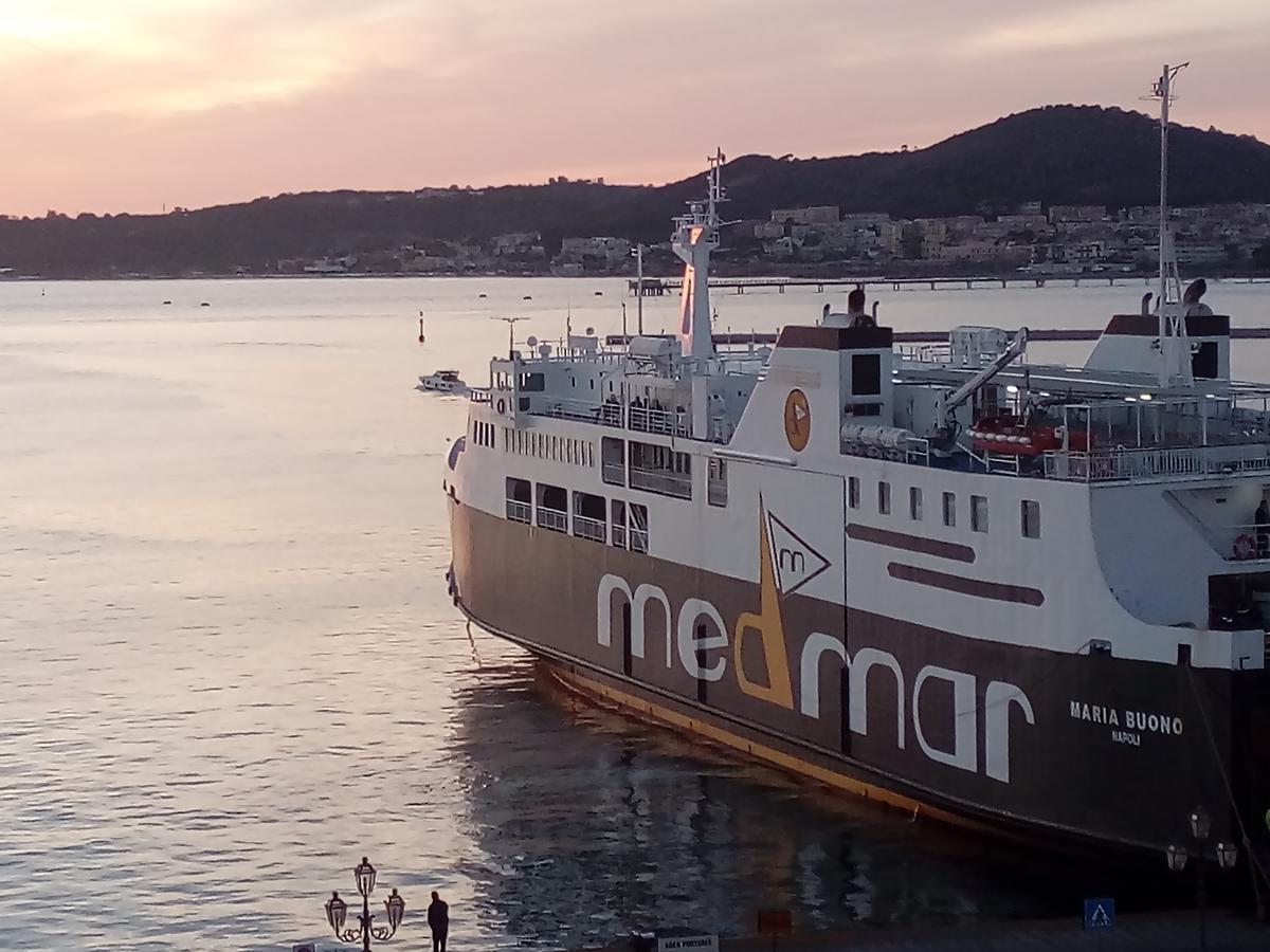 Aria Di Mare Dimorra Panzió Pozzuoli Kültér fotó